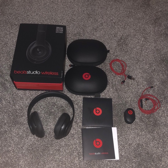 Beats by Dre Other - Black Beats Studio Wireless